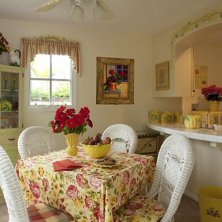 Garden Cottage At The Green Сан Клементе Екстериор снимка